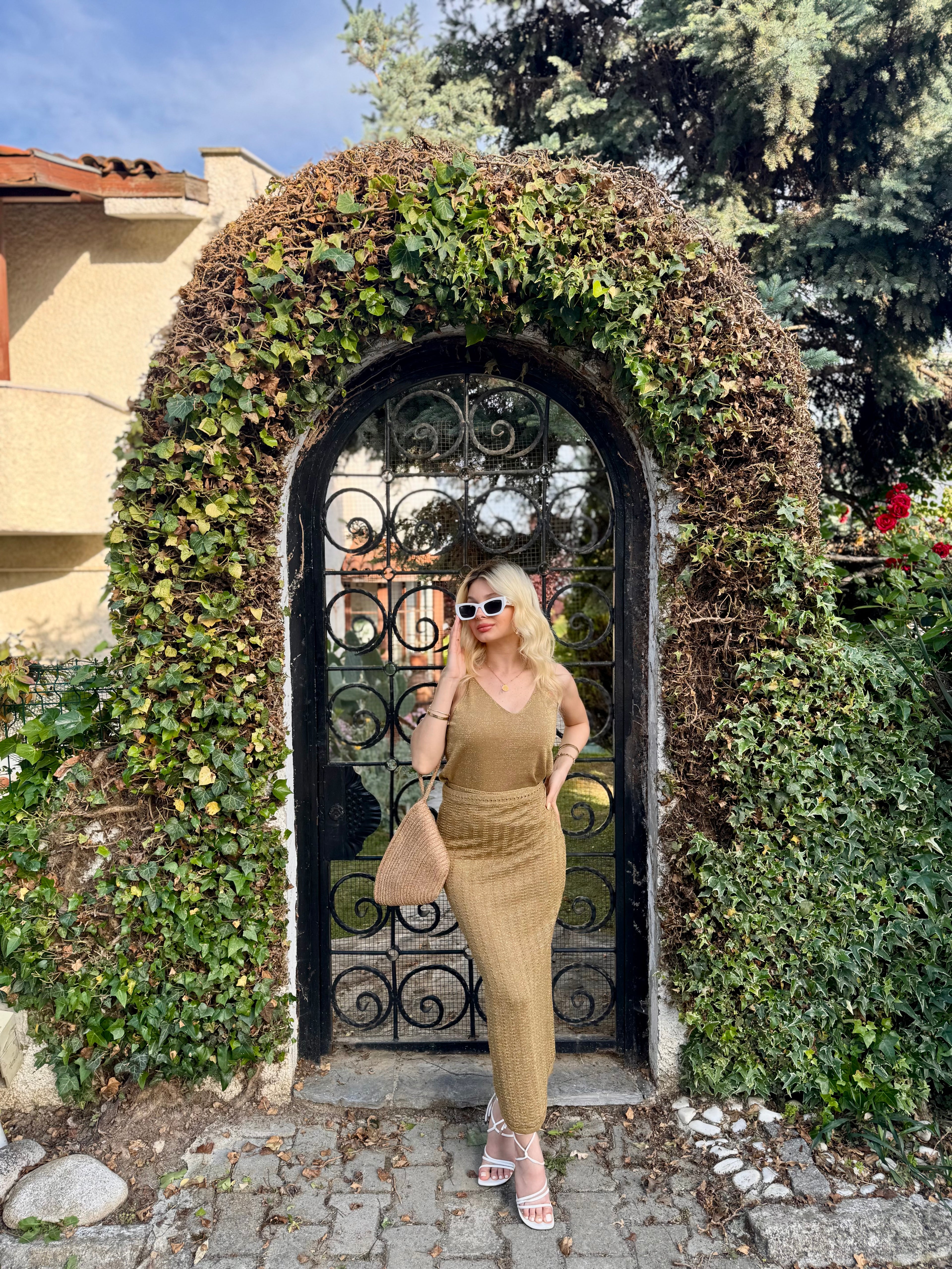 Simli Bağlamalı Gold Etek