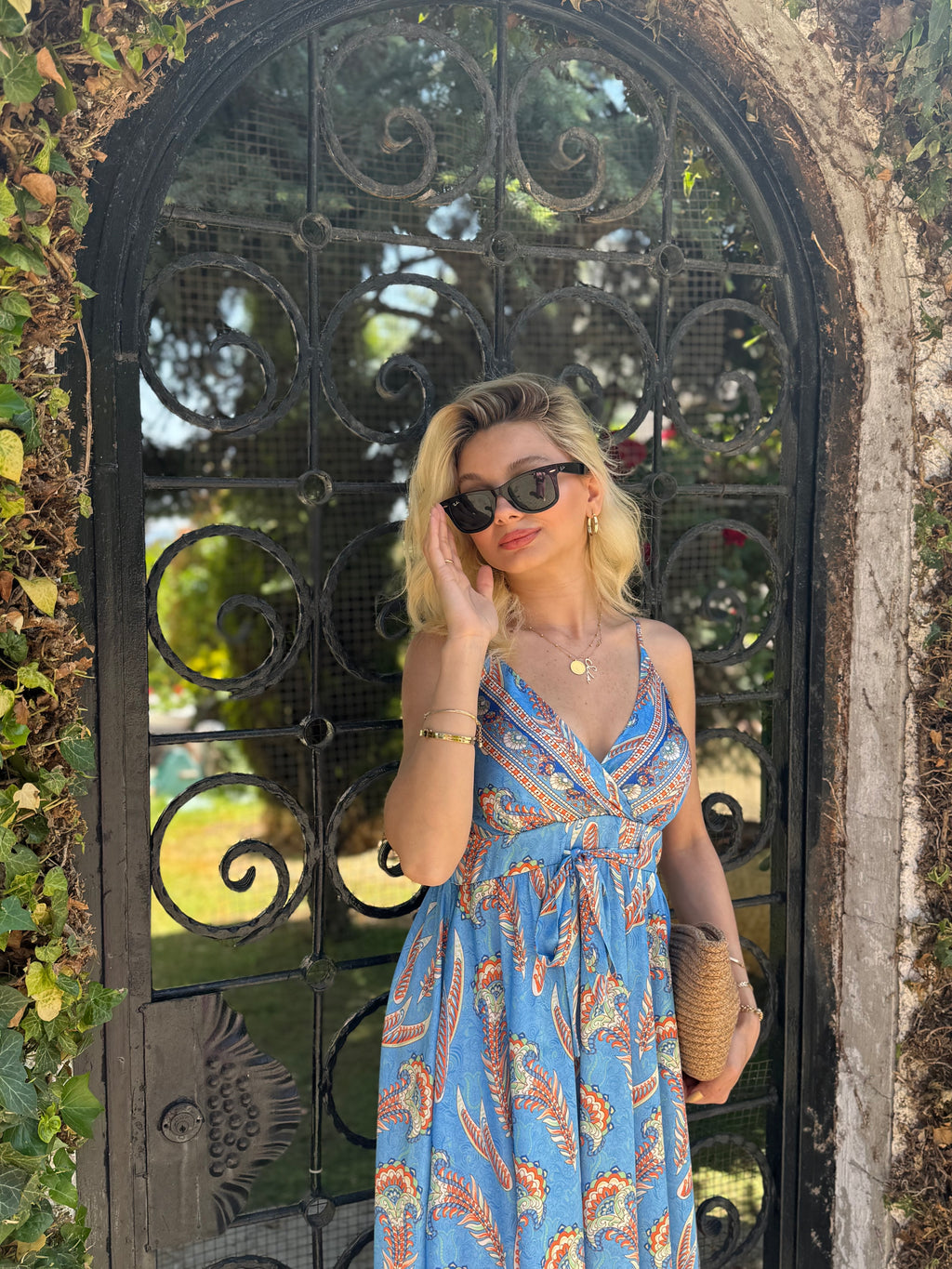 Mavi Askılı Eteği Volanlı İpek Saten Elbise