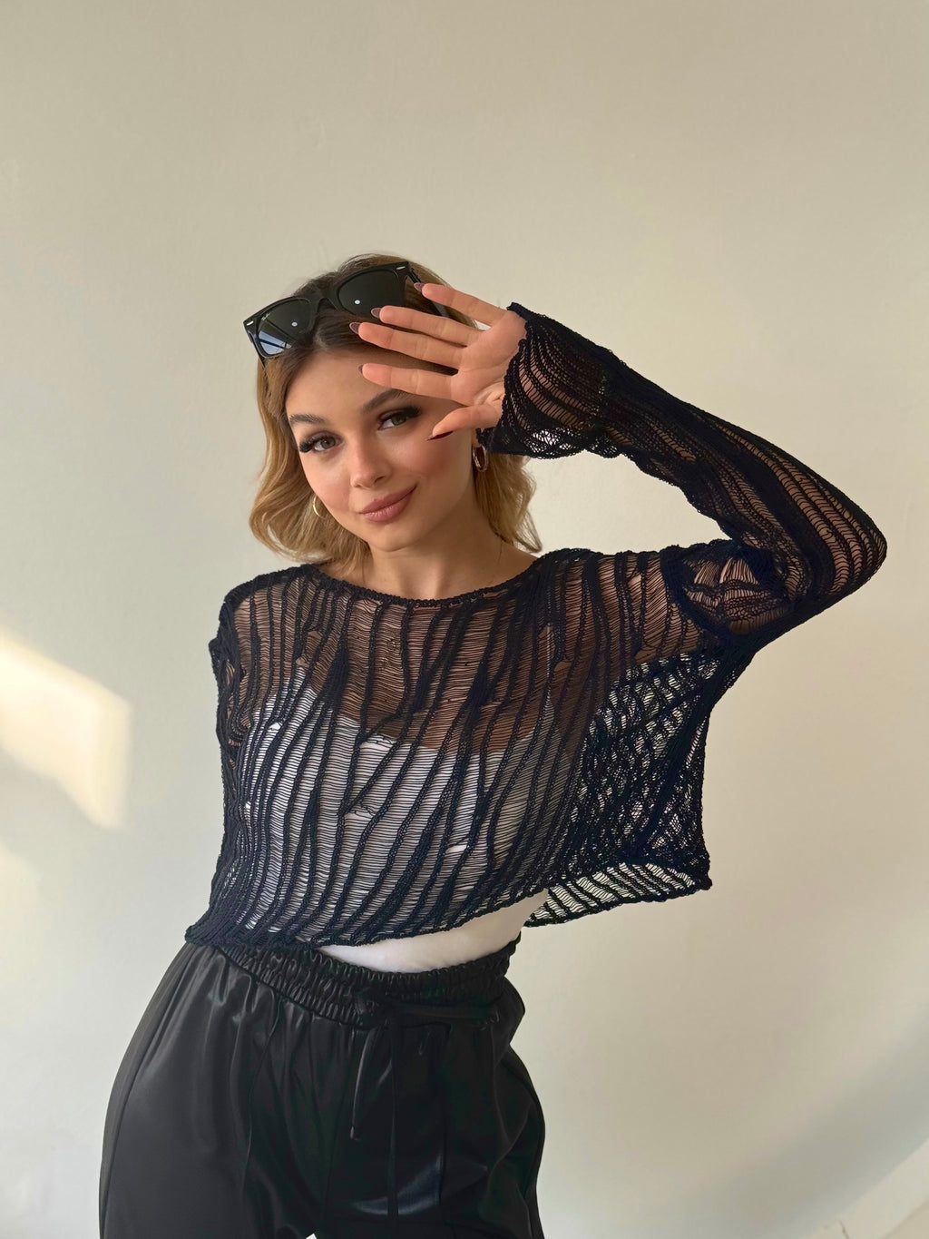 Ajurlu Lacivert Triko Bluz