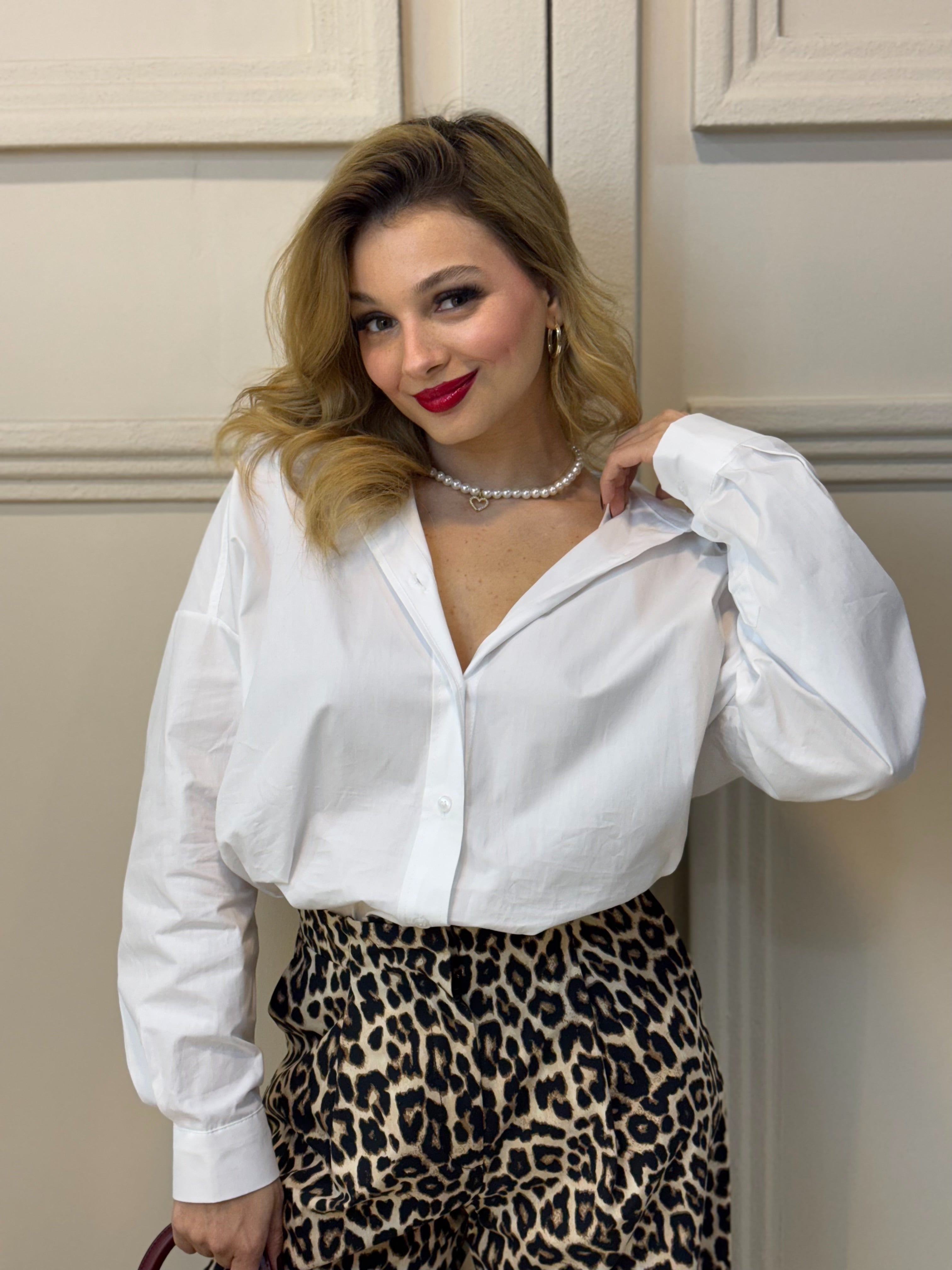 Beyaz Poplin Düğmeli Gömlek