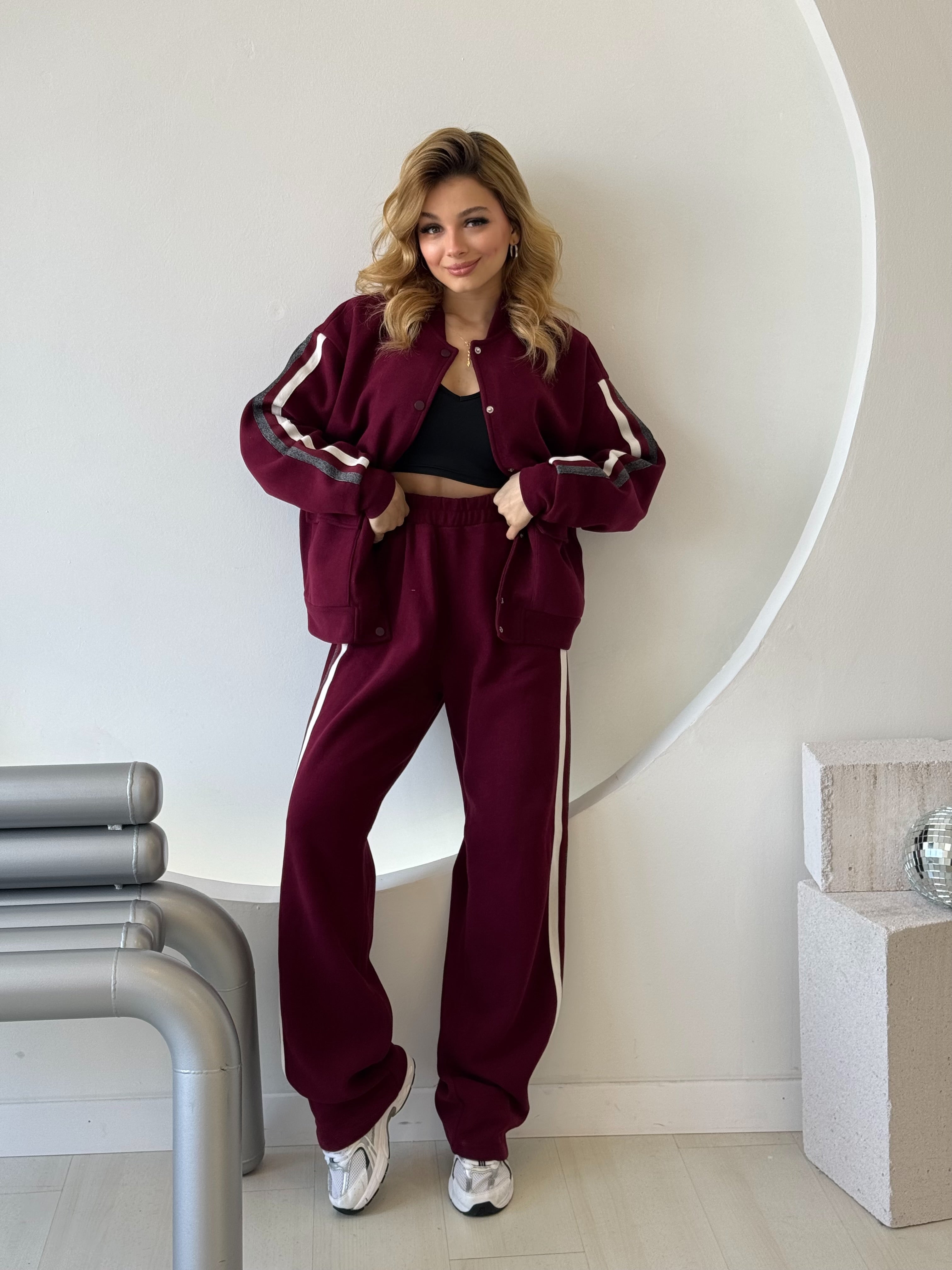 Bordo Düğme Ve Cep Detaylı Şeritli Astarlı Takım