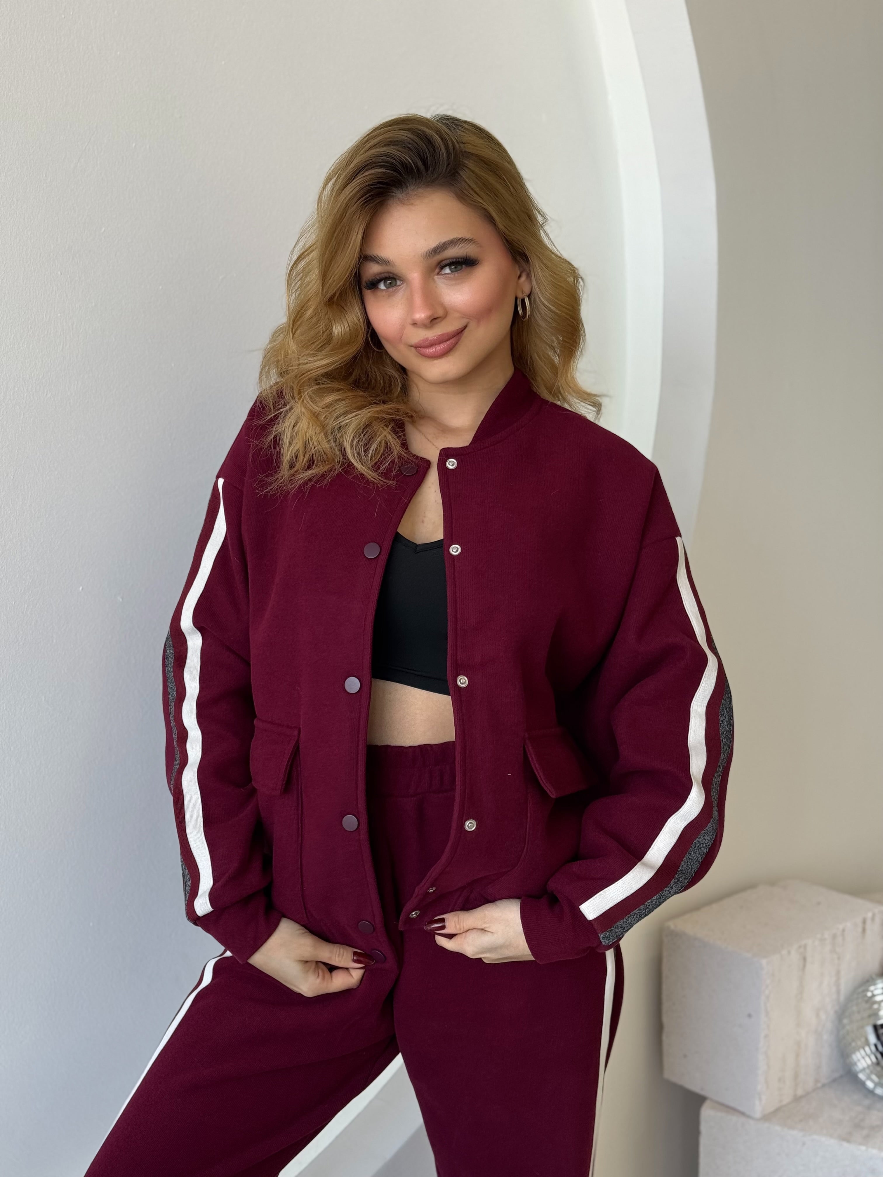 Bordo Düğme Ve Cep Detaylı Şeritli Astarlı Takım