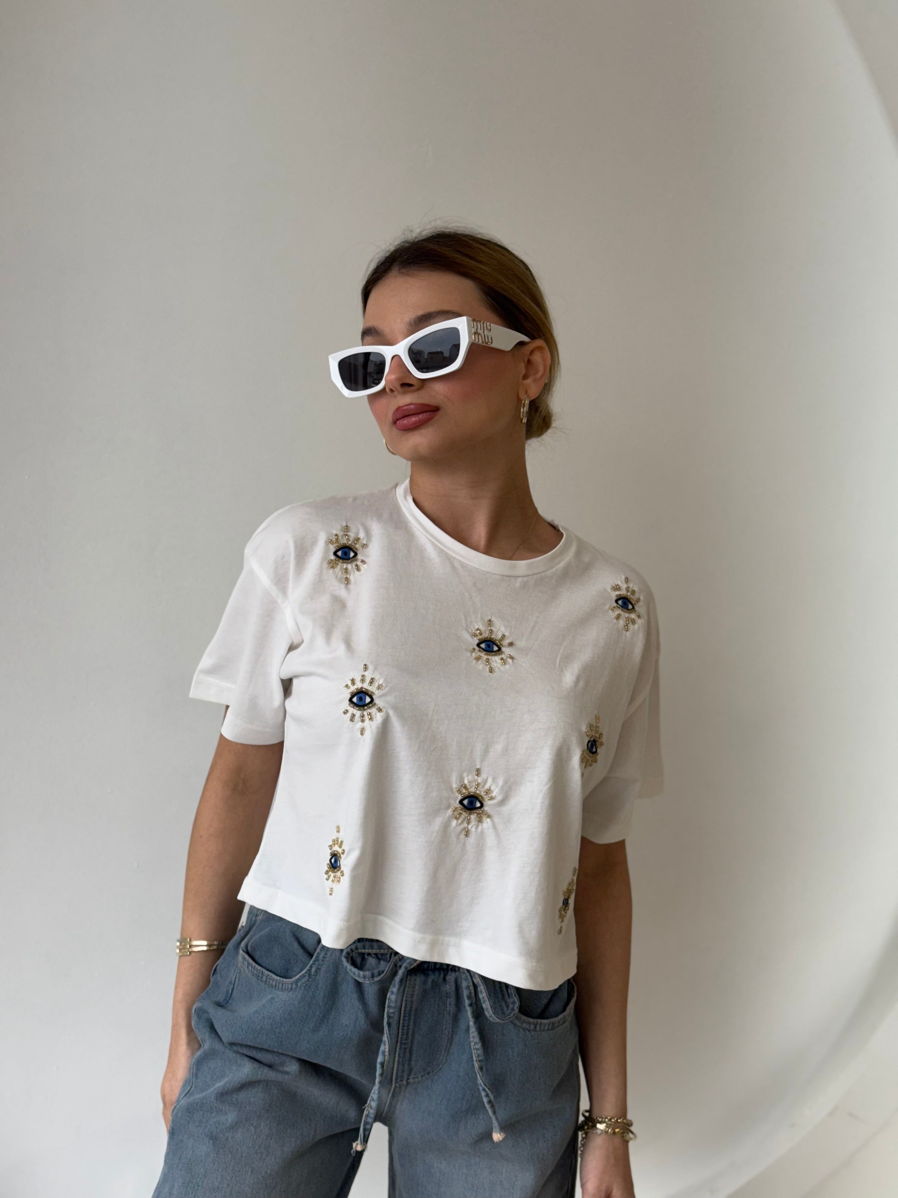 Nazar Boncuklu Kısa Beyaz Tişört