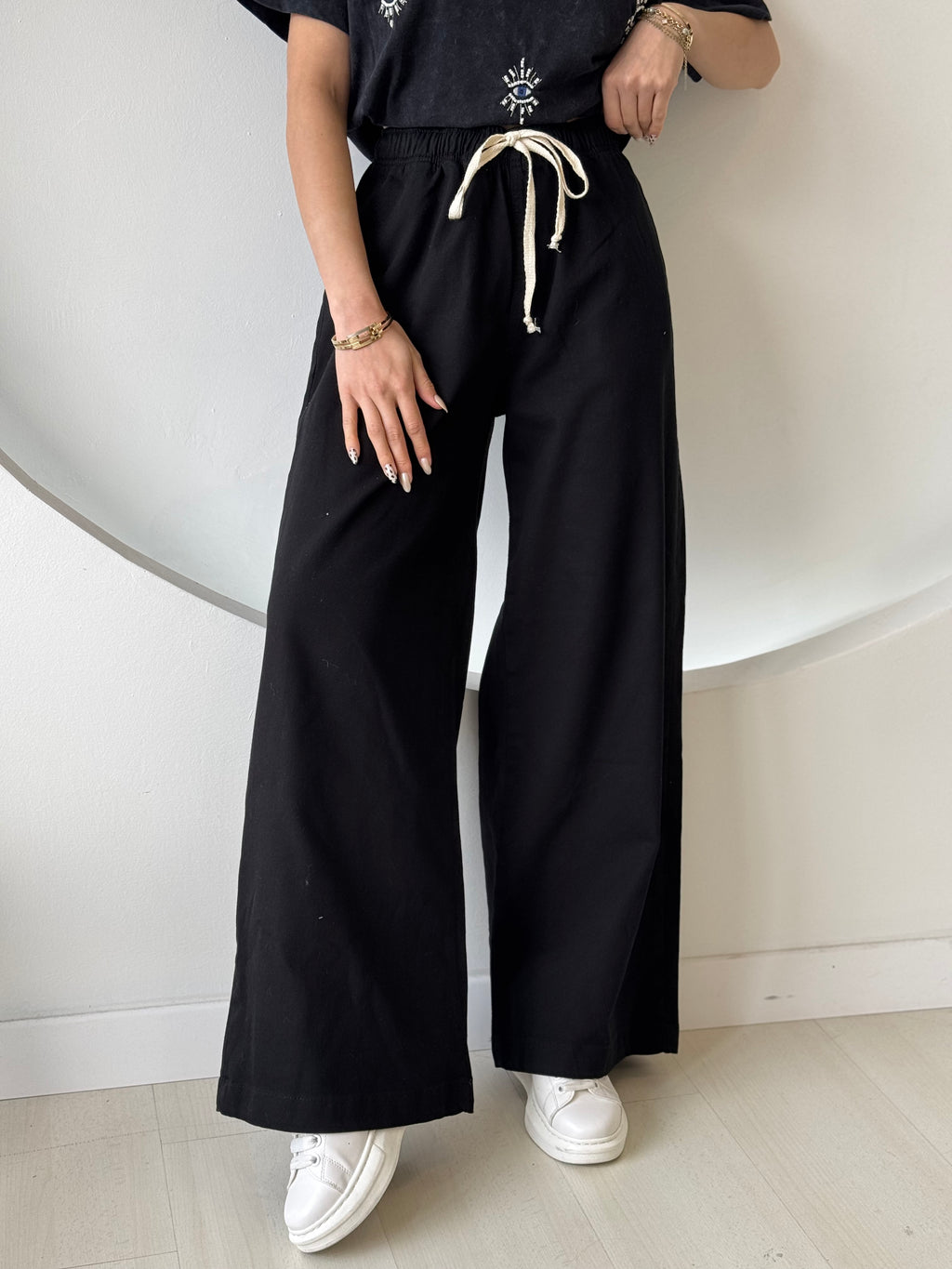 Siyah Beli Lastikli Bol Paça Pantolon