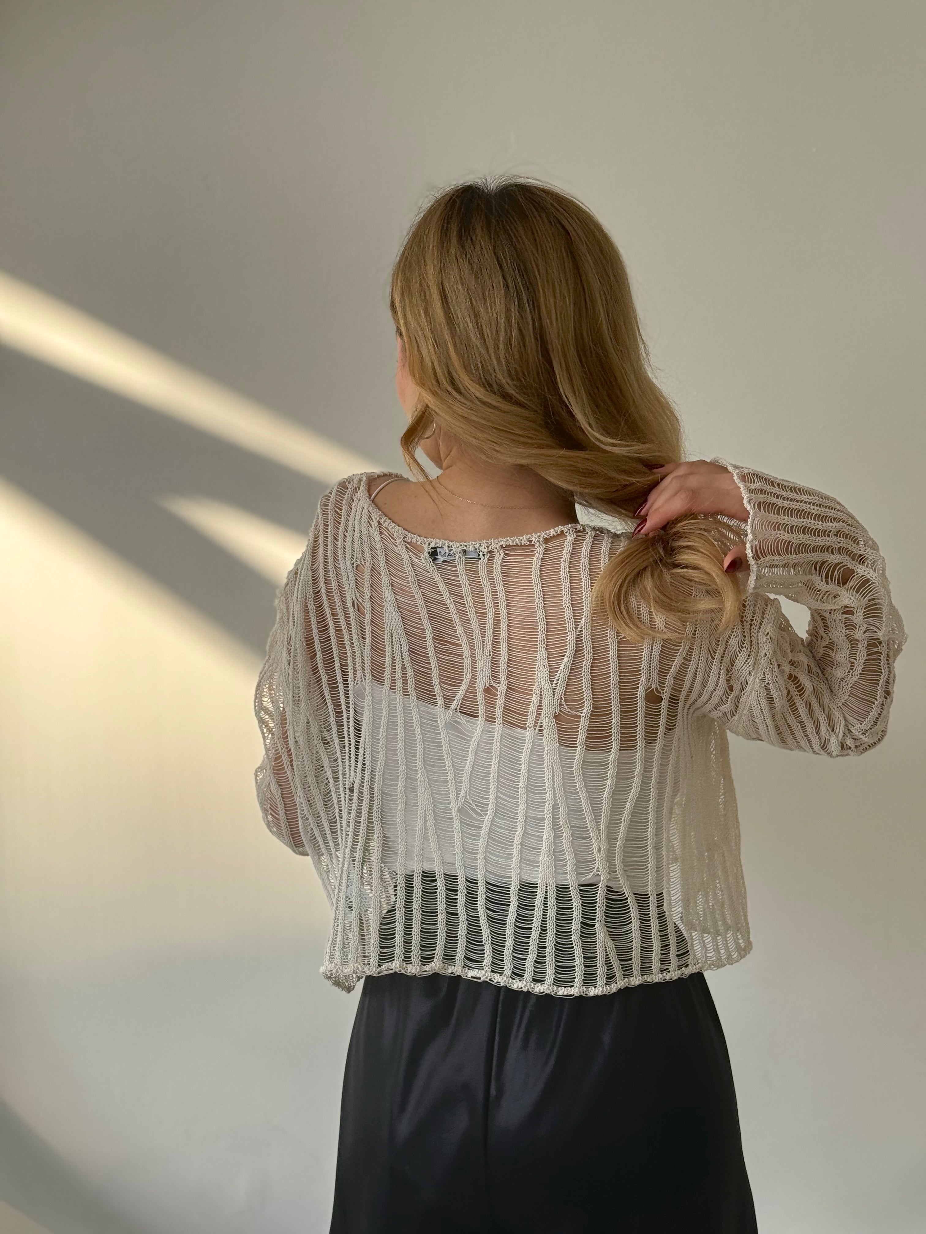 Ajurlu Bej Triko Bluz