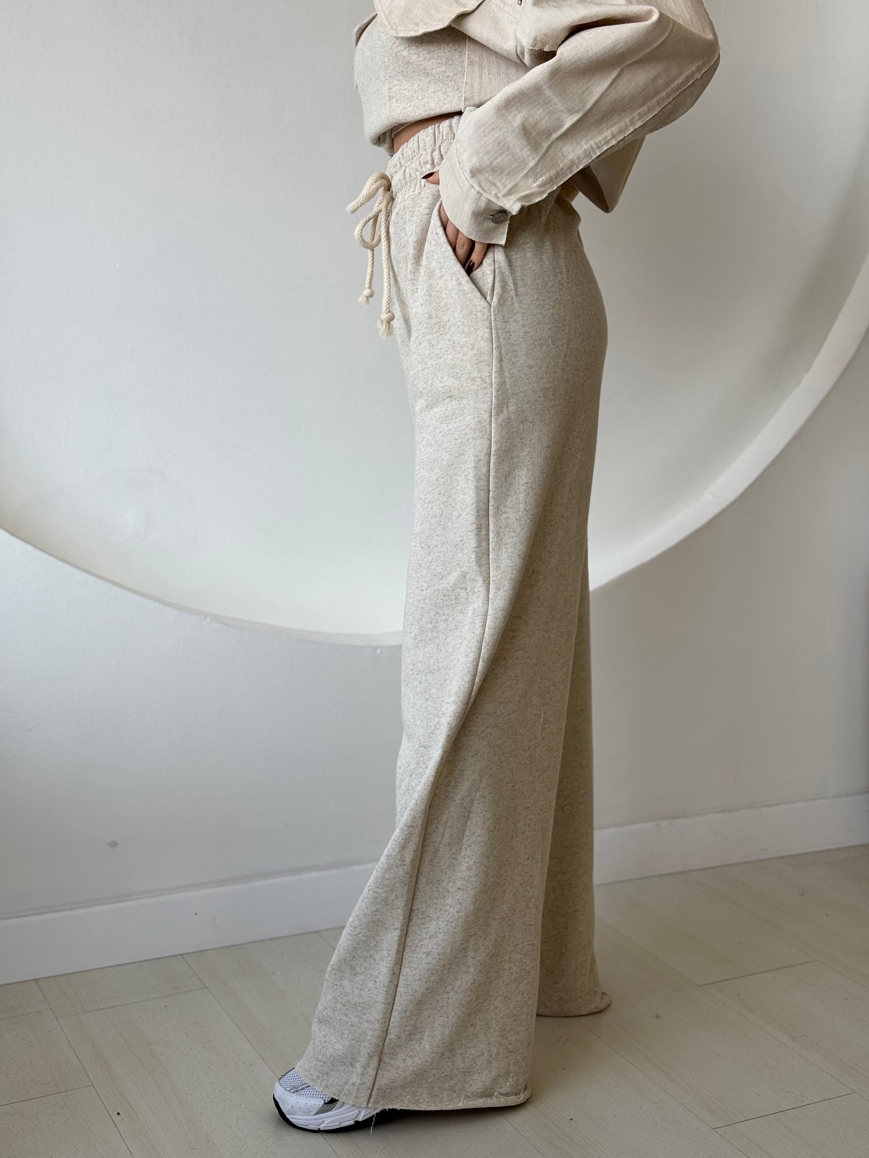 Boncuk Ve Cep Detaylı Sweat Pantolon Takım