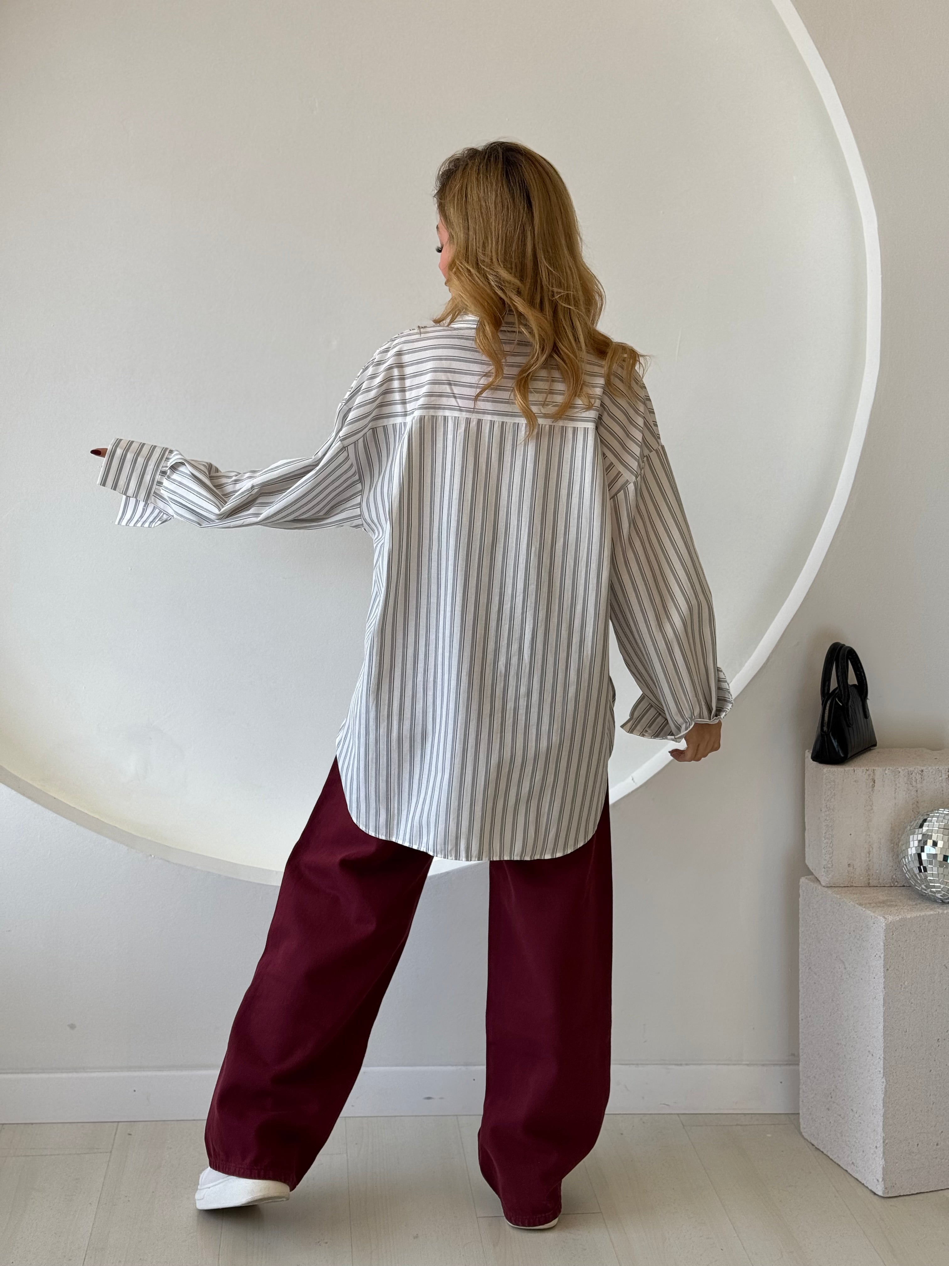 Oversize Çizgili Gömlek