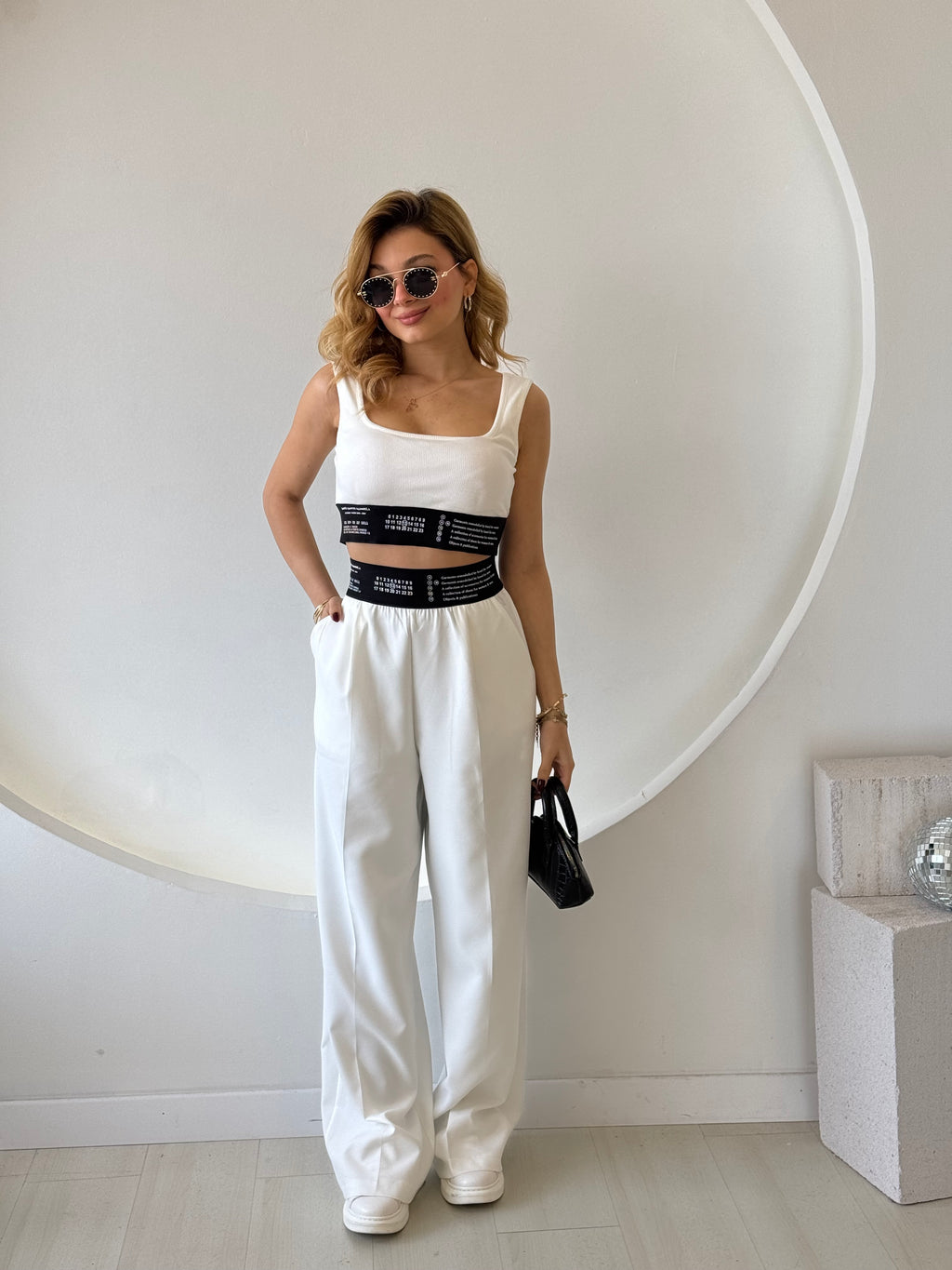 Beyaz Pantolon Crop Takım