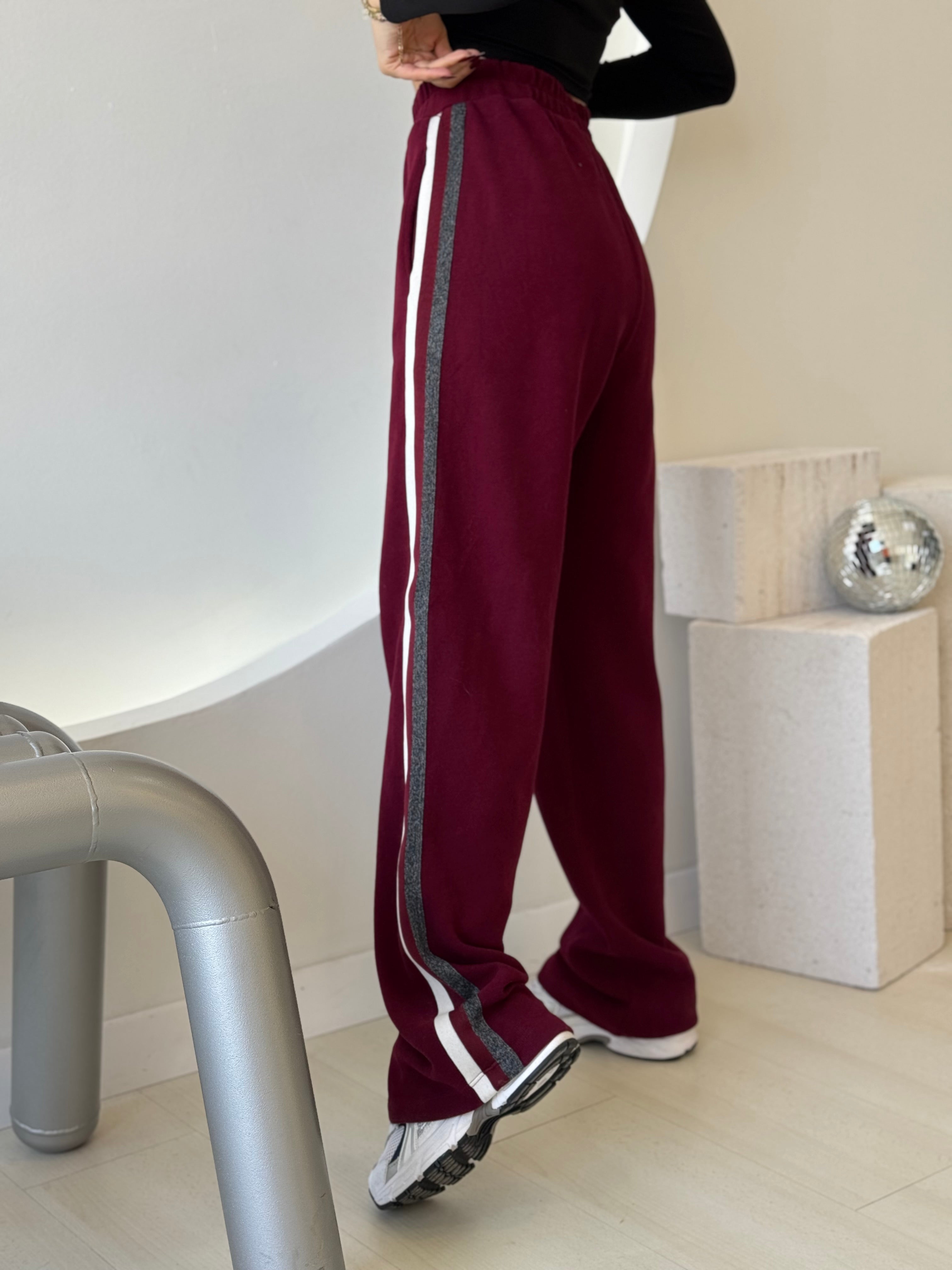 Bordo Düğme Ve Cep Detaylı Şeritli Astarlı Takım