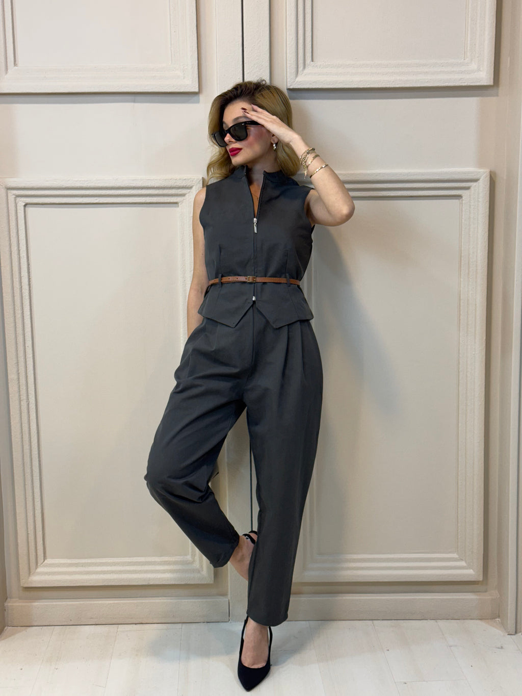 Kemer Detaylı Yelekli Pantolon Takım